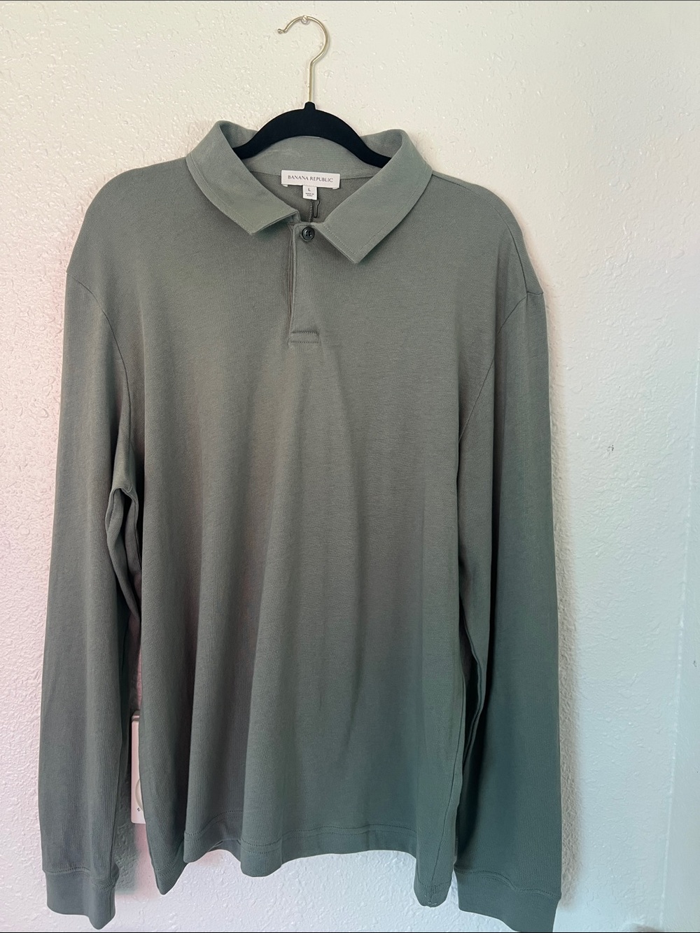 100% cotton Banana Republic Long-Sleeve Polo in Sage